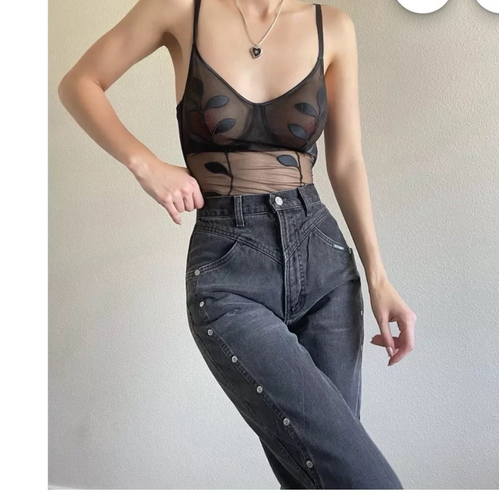 Élégant , classy bastier top by la Perla